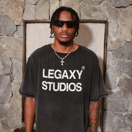 STUDIOS CREW T-SHIRT